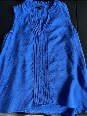 Simply Vera Vera Wang Royal Blue Sleeveless Pintuck Camisole